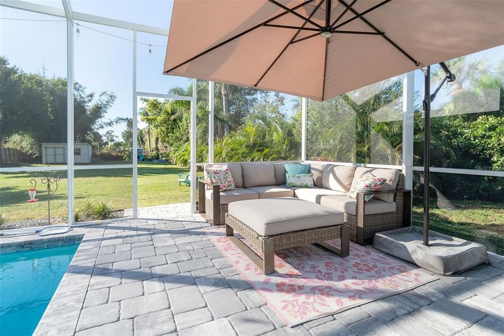 Active With Contract: $479,900 (2 beds, 2 baths, 1017 Square Feet)