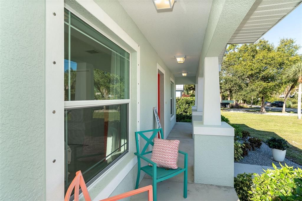 Active With Contract: $479,900 (2 beds, 2 baths, 1017 Square Feet)