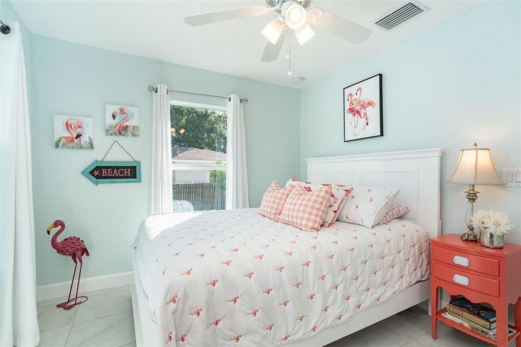 Active With Contract: $479,900 (2 beds, 2 baths, 1017 Square Feet)