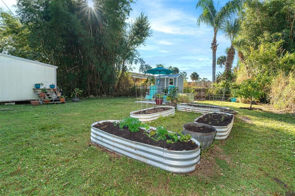 Active With Contract: $479,900 (2 beds, 2 baths, 1017 Square Feet)