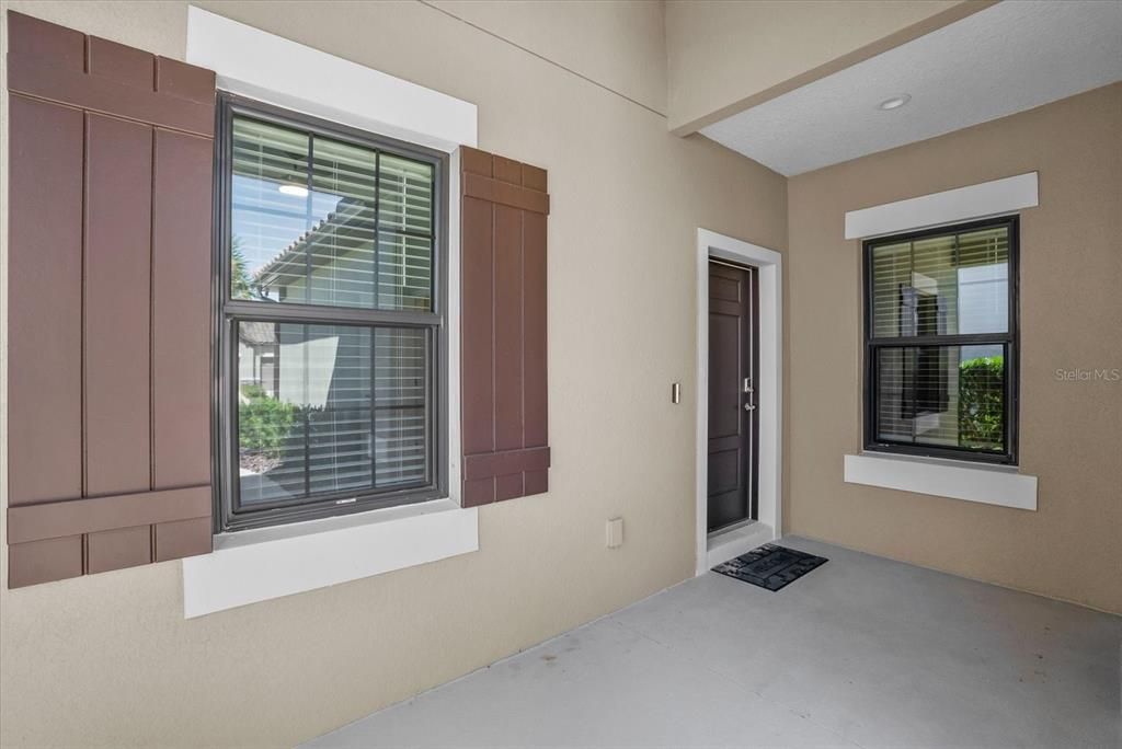 Activo con contrato: $409,900 (2 camas, 2 baños, 1524 Pies cuadrados)