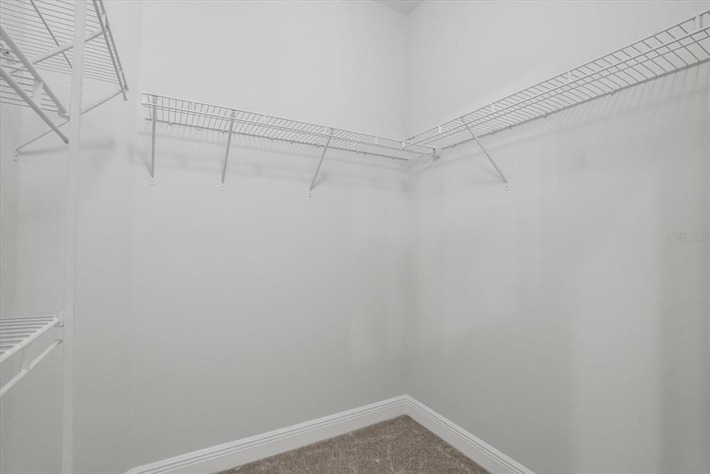 Activo con contrato: $409,900 (2 camas, 2 baños, 1524 Pies cuadrados)