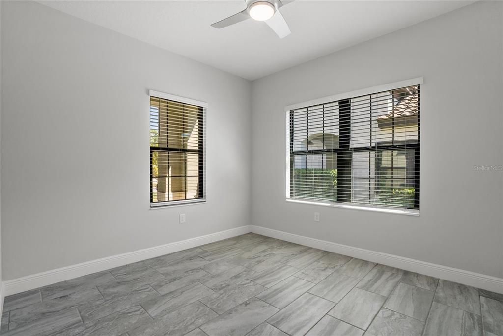 Activo con contrato: $409,900 (2 camas, 2 baños, 1524 Pies cuadrados)