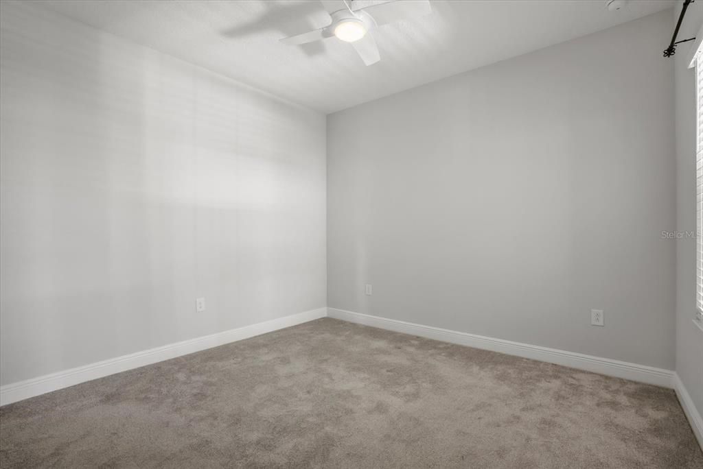 Activo con contrato: $409,900 (2 camas, 2 baños, 1524 Pies cuadrados)