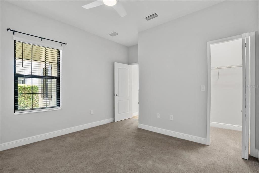 Activo con contrato: $409,900 (2 camas, 2 baños, 1524 Pies cuadrados)