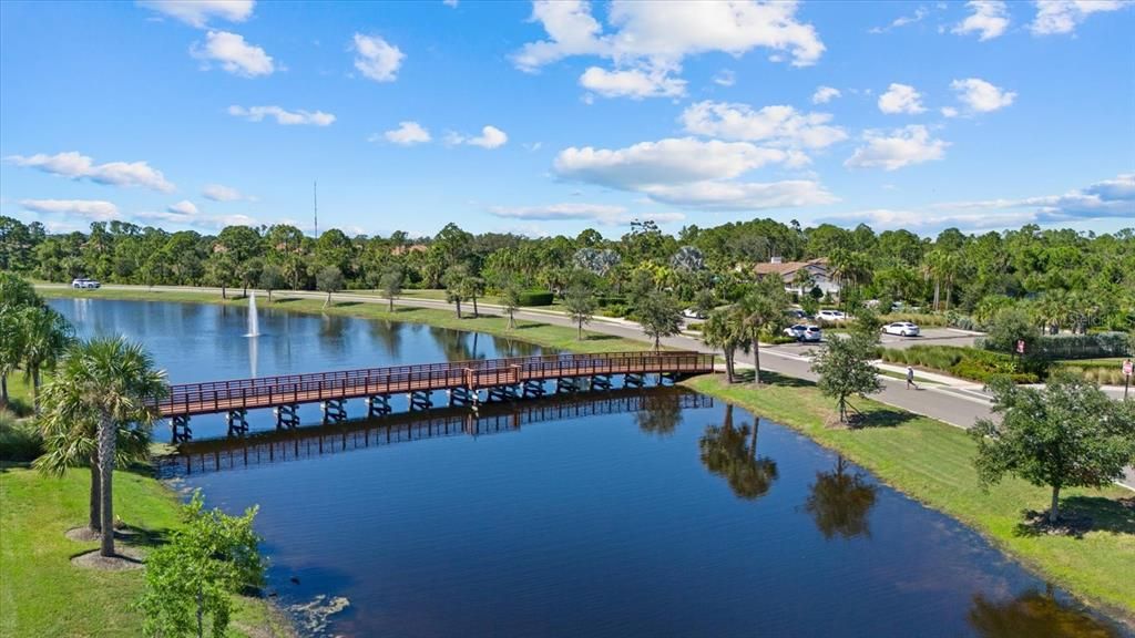 Activo con contrato: $409,900 (2 camas, 2 baños, 1524 Pies cuadrados)