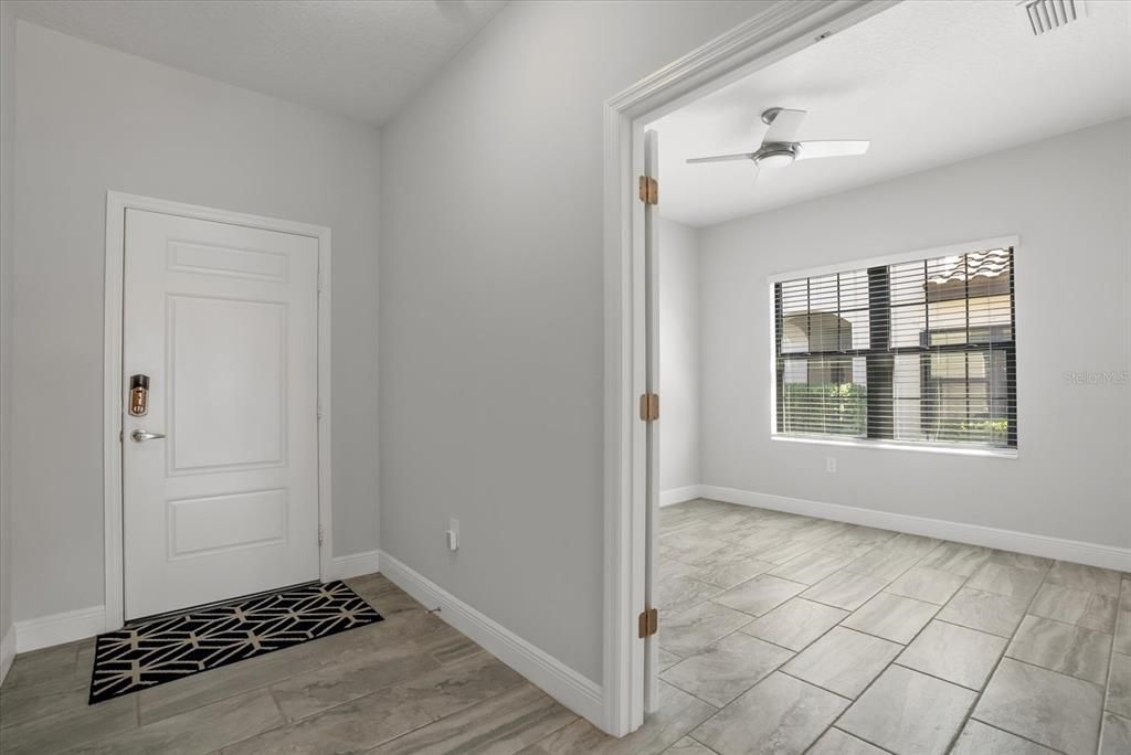 Activo con contrato: $409,900 (2 camas, 2 baños, 1524 Pies cuadrados)