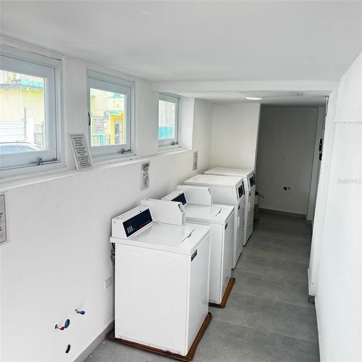 待售: $1,199,000 (12 贝兹, 0 浴室, 4500 平方英尺)