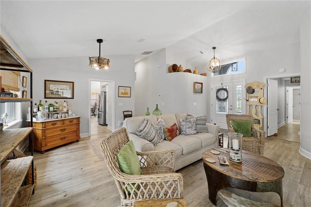 For Sale: $550,000 (3 beds, 2 baths, 2110 Square Feet)