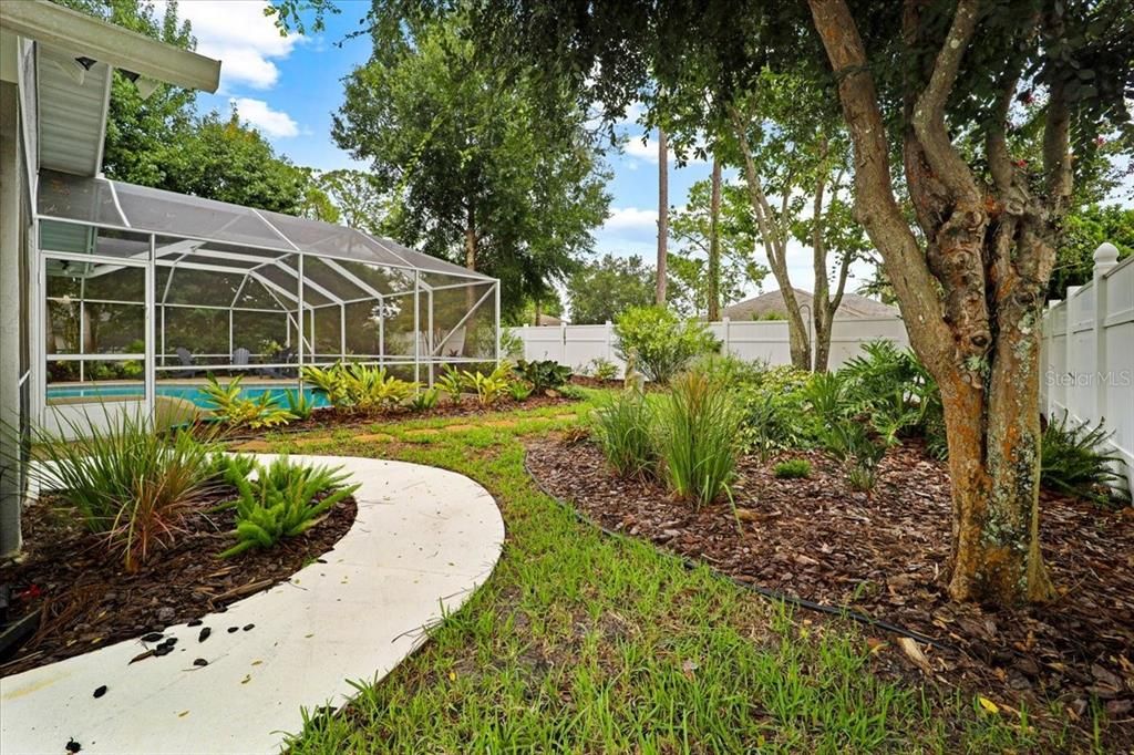 For Sale: $550,000 (3 beds, 2 baths, 2110 Square Feet)