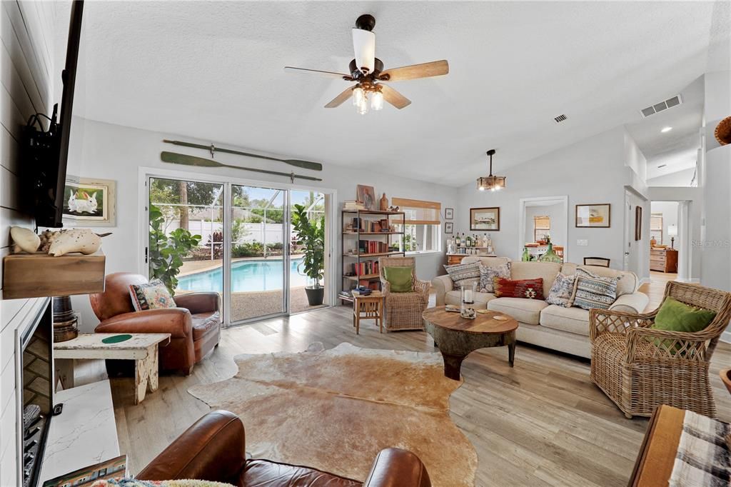 For Sale: $550,000 (3 beds, 2 baths, 2110 Square Feet)