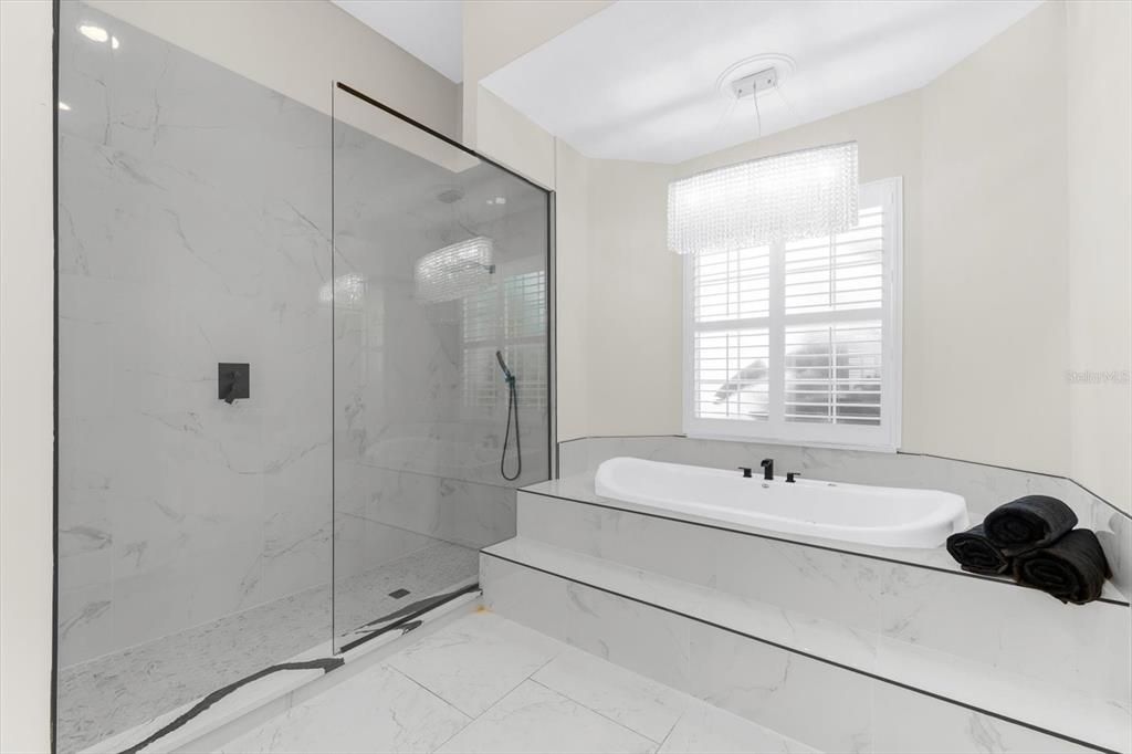 待售: $1,724,000 (5 贝兹, 6 浴室, 4983 平方英尺)