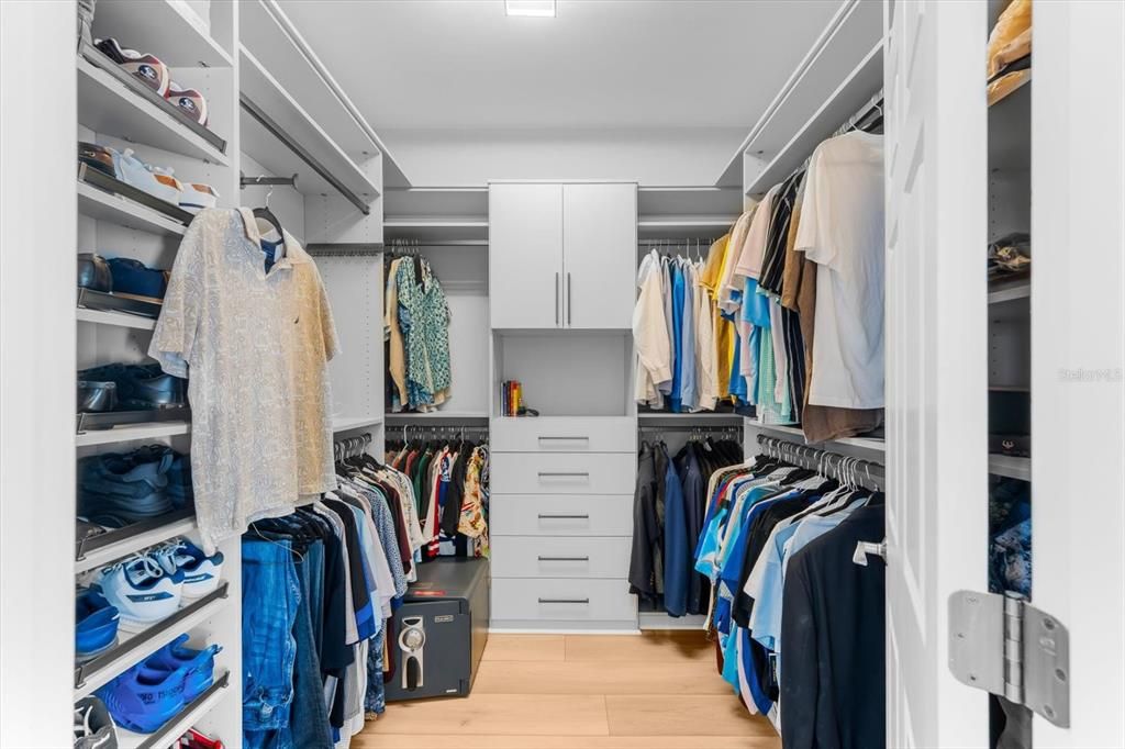 待售: $1,724,000 (5 贝兹, 6 浴室, 4983 平方英尺)