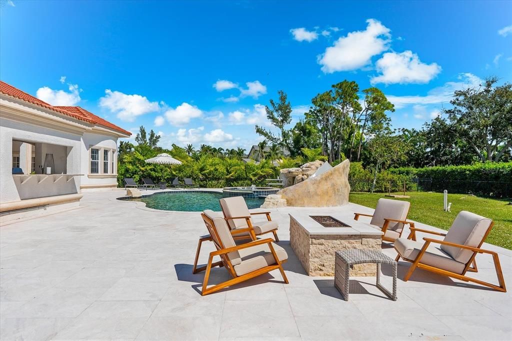 待售: $1,724,000 (5 贝兹, 6 浴室, 4983 平方英尺)