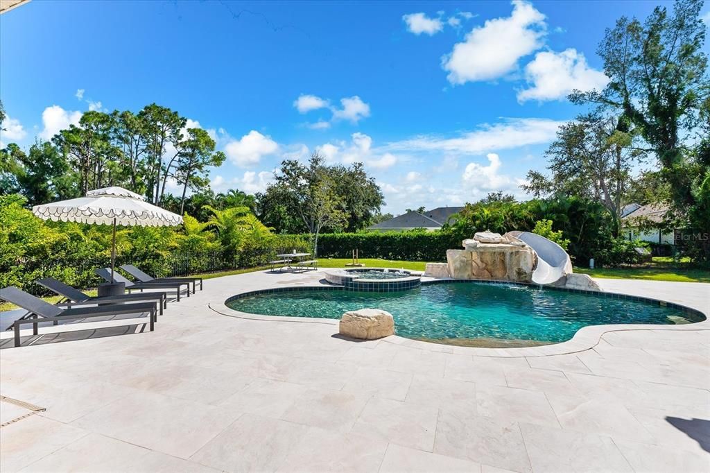 待售: $1,724,000 (5 贝兹, 6 浴室, 4983 平方英尺)