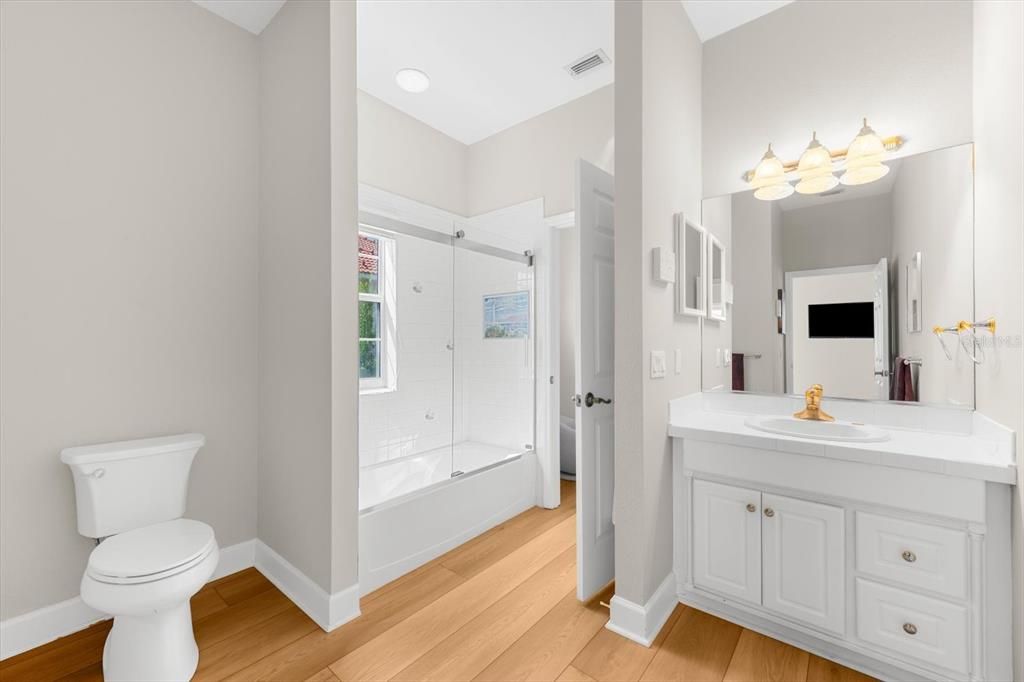 待售: $1,724,000 (5 贝兹, 6 浴室, 4983 平方英尺)