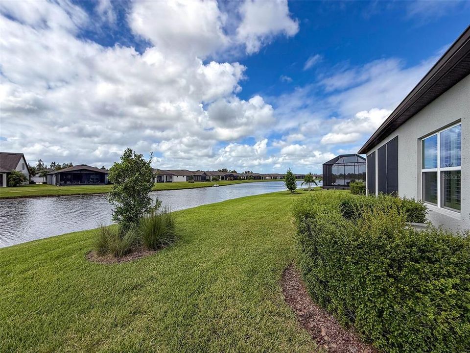 For Sale: $550,000 (3 beds, 2 baths, 2114 Square Feet)