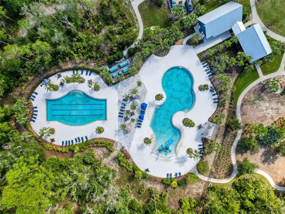 For Sale: $550,000 (3 beds, 2 baths, 2114 Square Feet)