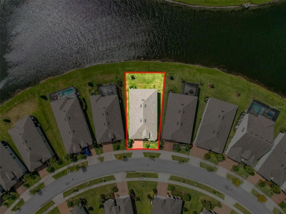 For Sale: $550,000 (3 beds, 2 baths, 2114 Square Feet)