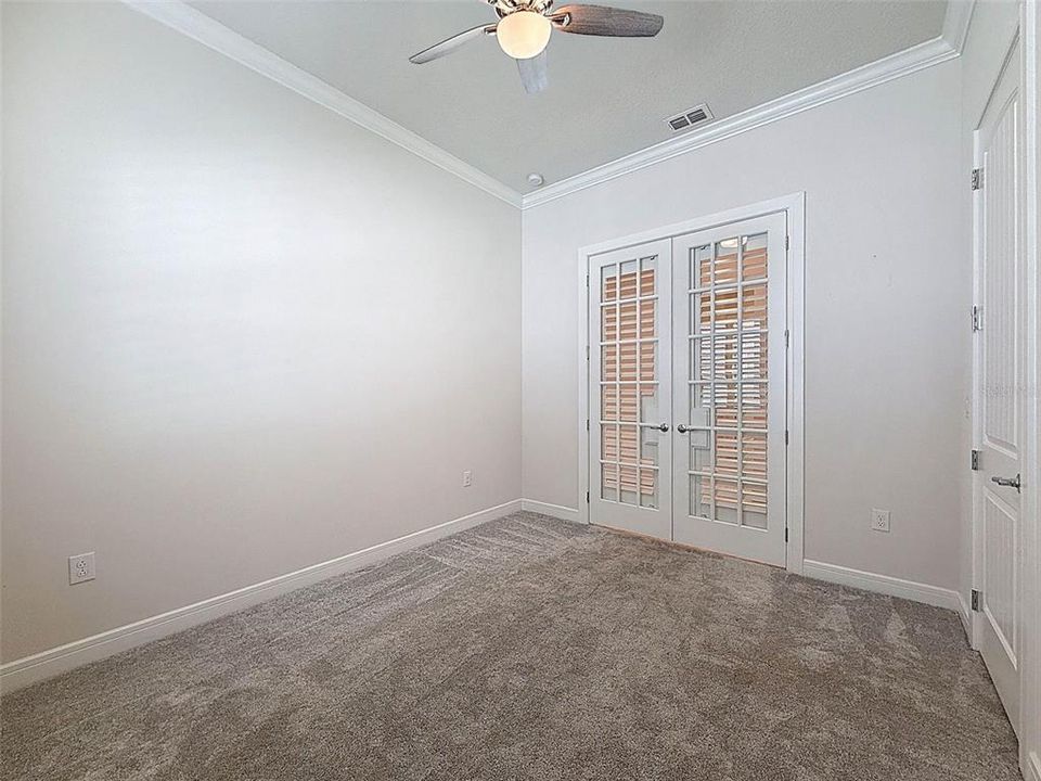 For Sale: $550,000 (3 beds, 2 baths, 2114 Square Feet)