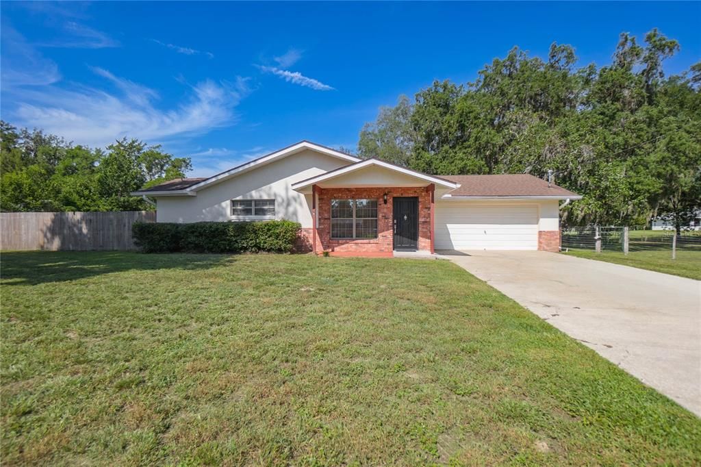 For Sale: $335,000 (4 beds, 3 baths, 2203 Square Feet)