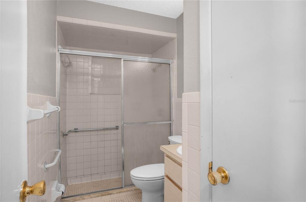 For Sale: $335,000 (4 beds, 3 baths, 2203 Square Feet)