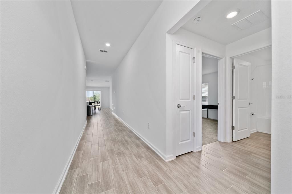 For Sale: $358,000 (3 beds, 2 baths, 1552 Square Feet)