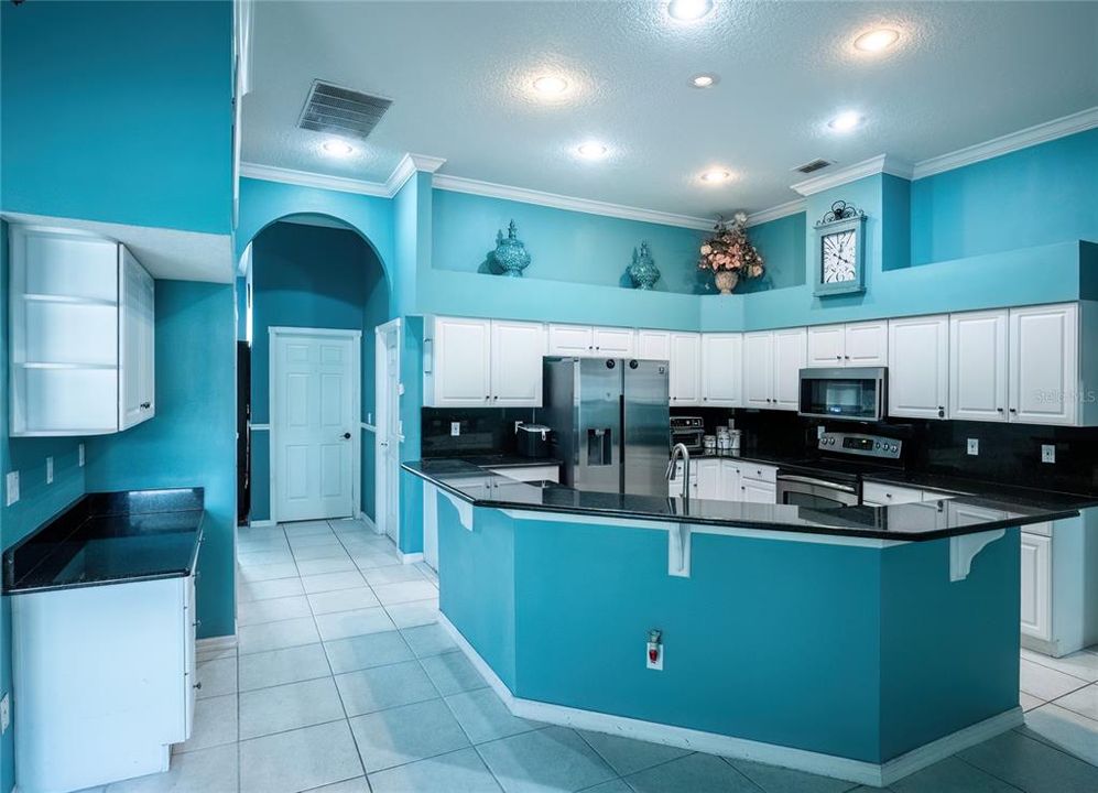 En Venta: $674,900 (4 camas, 3 baños, 3028 Pies cuadrados)