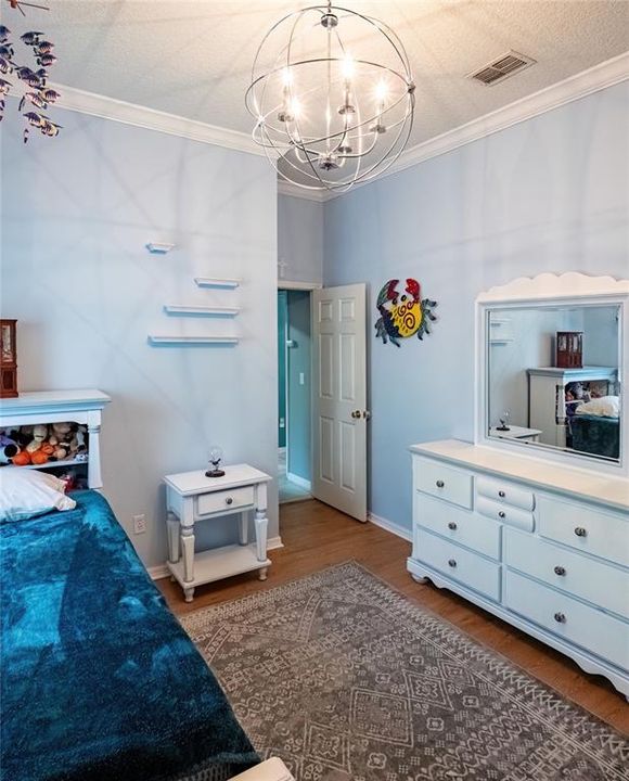 En Venta: $674,900 (4 camas, 3 baños, 3028 Pies cuadrados)