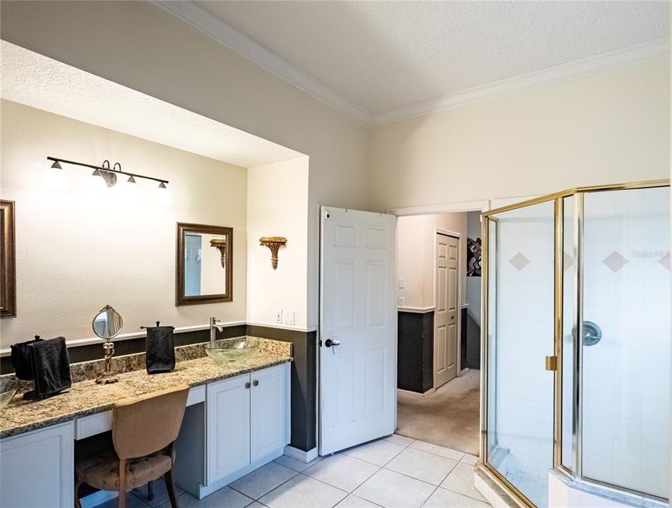 En Venta: $674,900 (4 camas, 3 baños, 3028 Pies cuadrados)