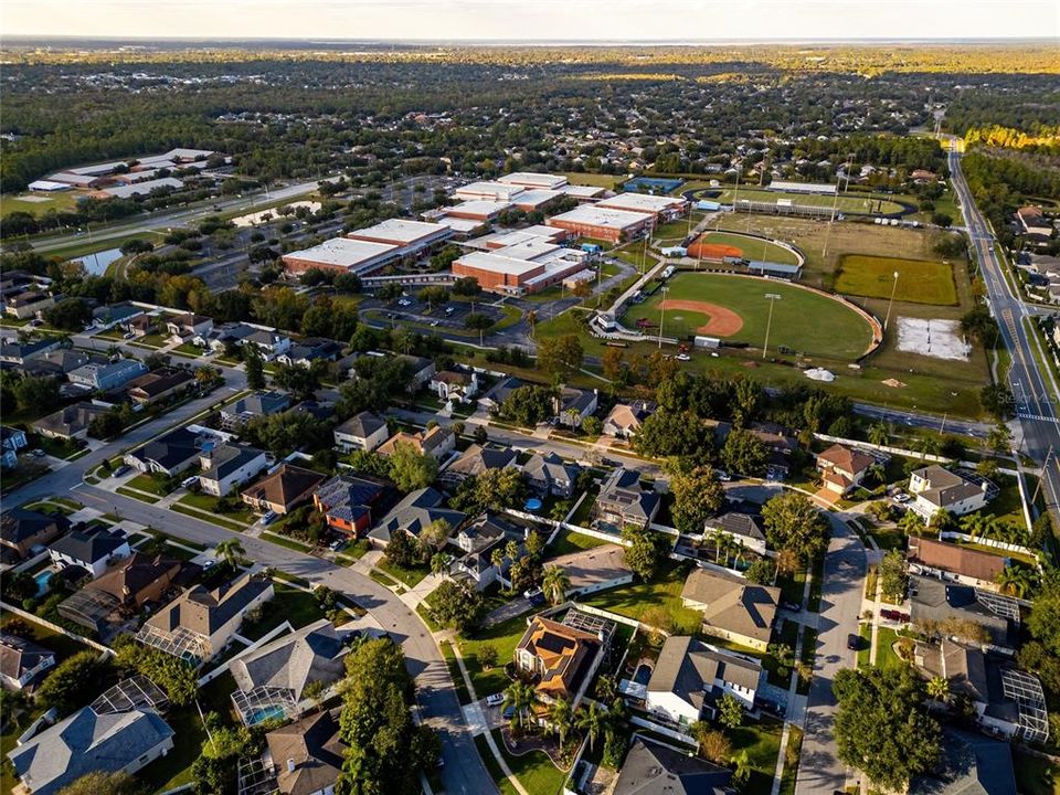 En Venta: $674,900 (4 camas, 3 baños, 3028 Pies cuadrados)