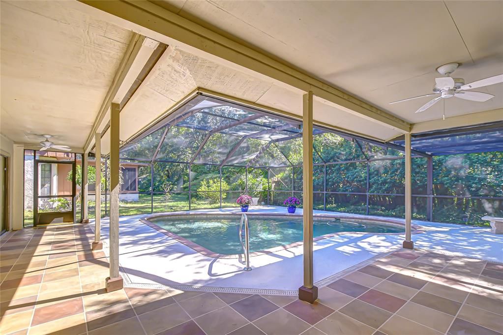 Active With Contract: $450,000 (4 beds, 2 baths, 2303 Square Feet)