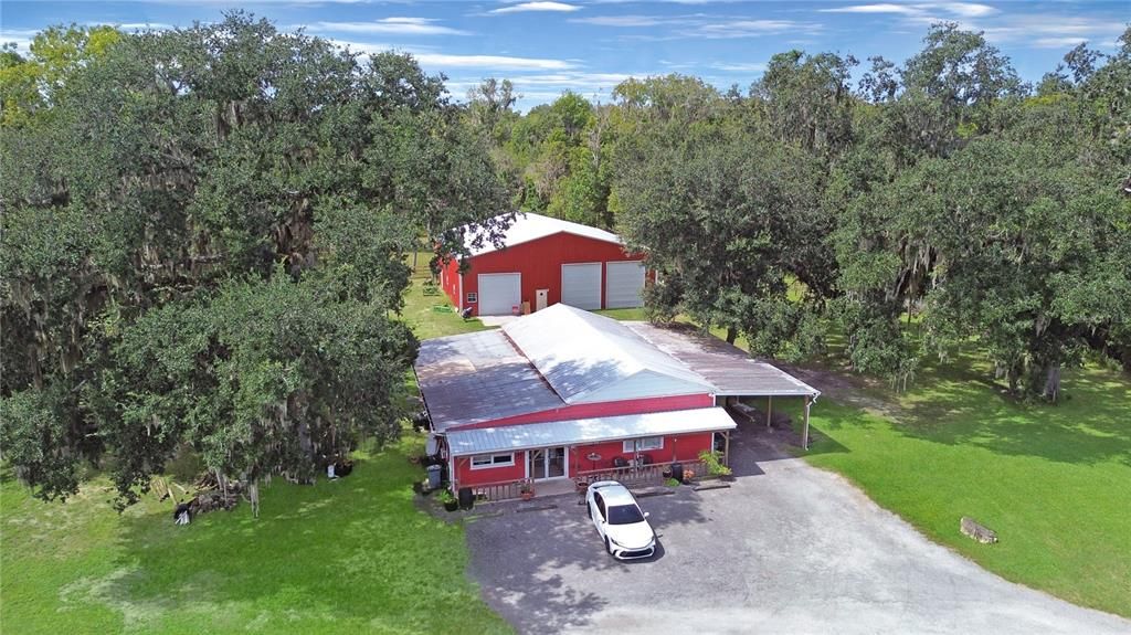 For Sale: $825,000 (1 beds, 1 baths, 1000 Square Feet)