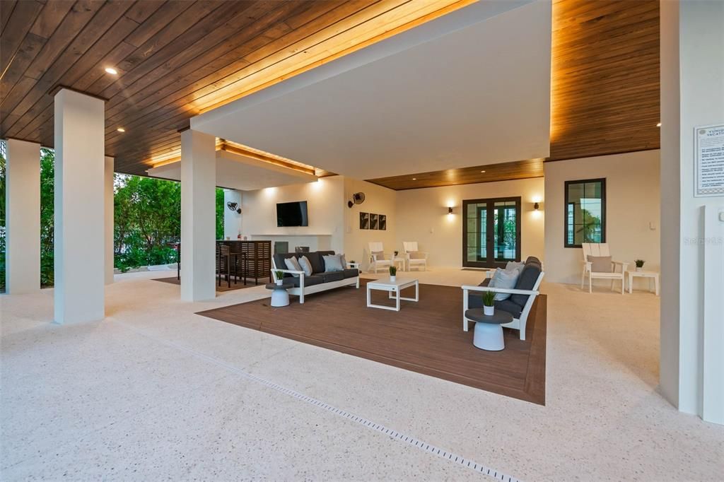 For Sale: $6,500,000 (6 beds, 6 baths, 4169 Square Feet)