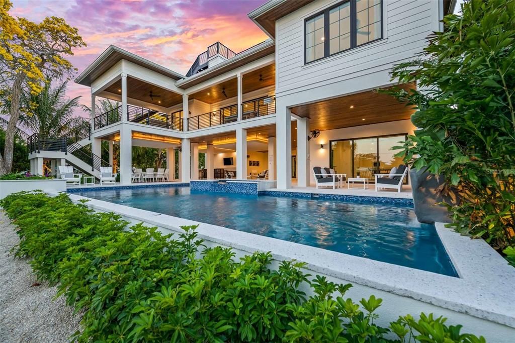 For Sale: $6,500,000 (6 beds, 6 baths, 4169 Square Feet)