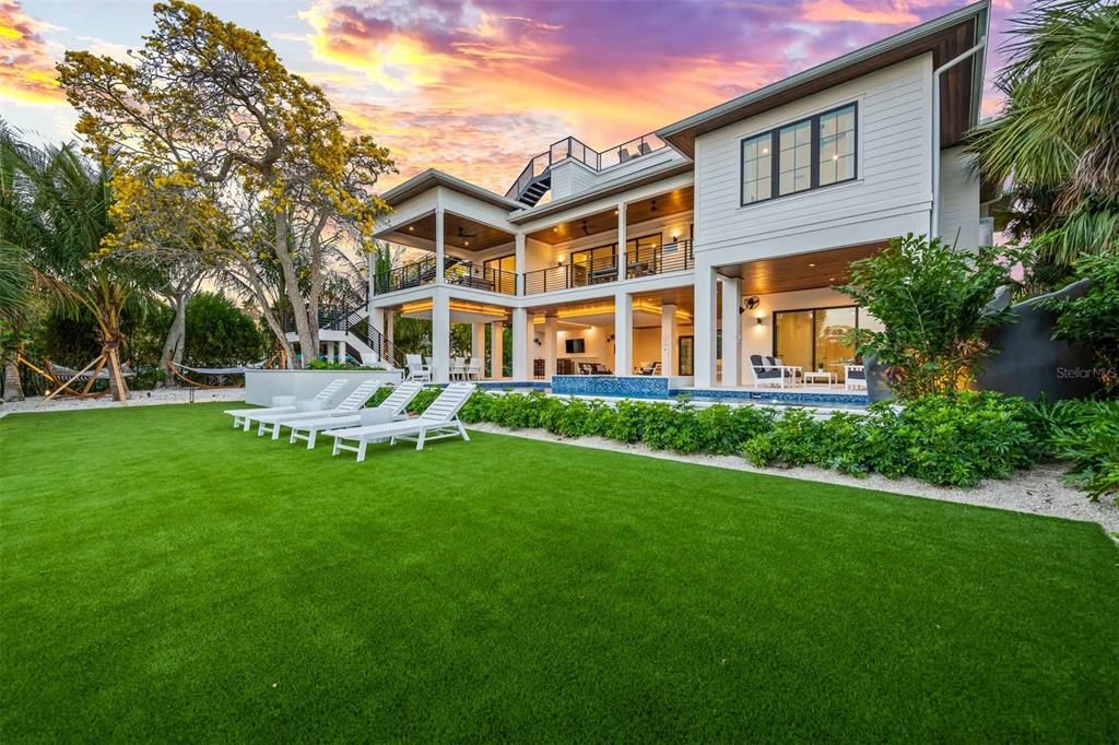 For Sale: $6,500,000 (6 beds, 6 baths, 4169 Square Feet)