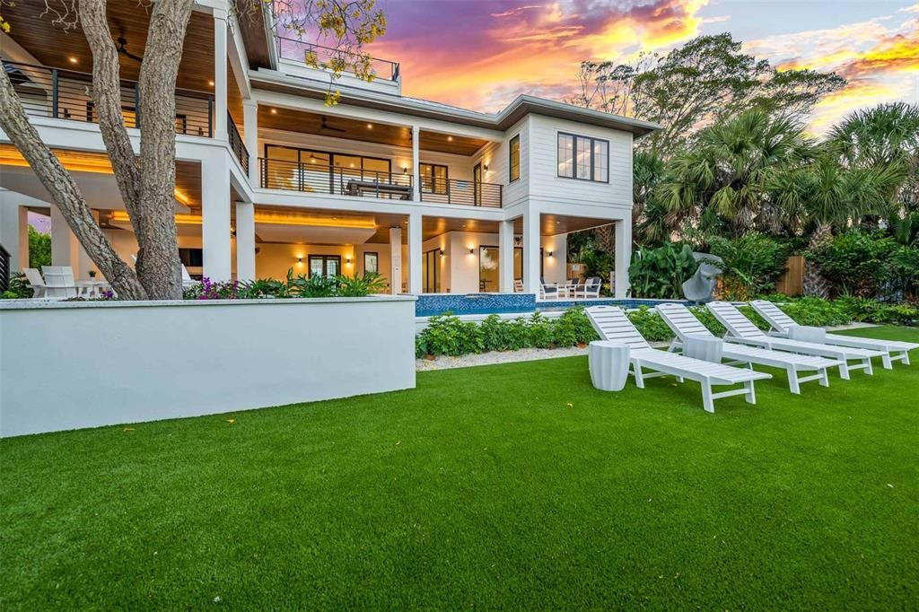 For Sale: $6,500,000 (6 beds, 6 baths, 4169 Square Feet)