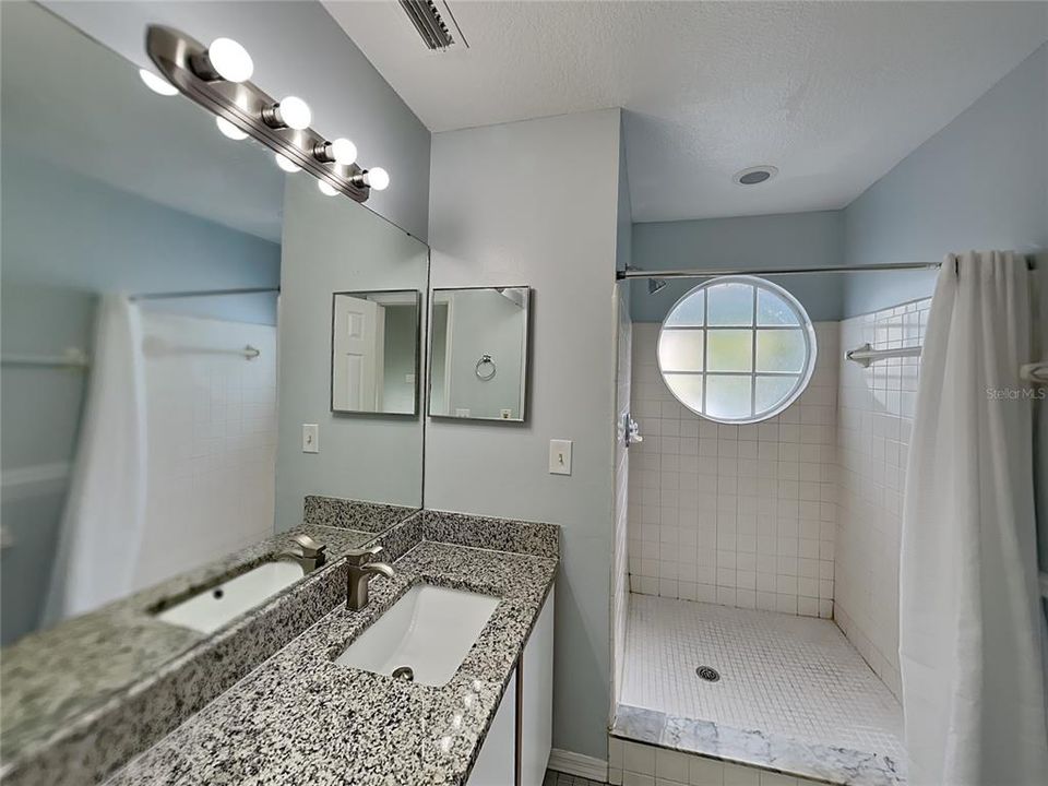 В аренду: $1,650 (3 спален, 2 ванн, 1326 Квадратных фут)