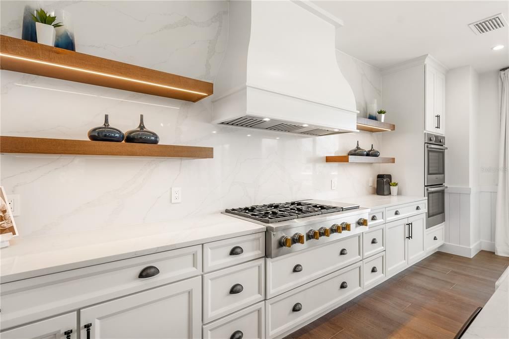 For Sale: $4,800,000 (5 beds, 5 baths, 4389 Square Feet)