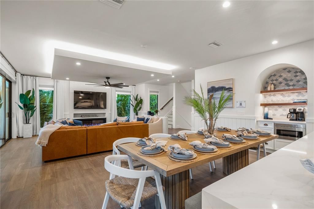 For Sale: $4,800,000 (5 beds, 5 baths, 4389 Square Feet)