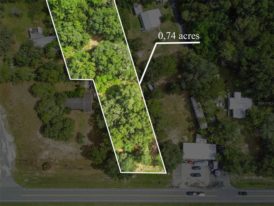 На продажу: $50,000 (0.74 acres)