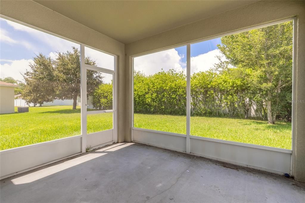 合同活跃: $319,900 (3 贝兹, 2 浴室, 1505 平方英尺)