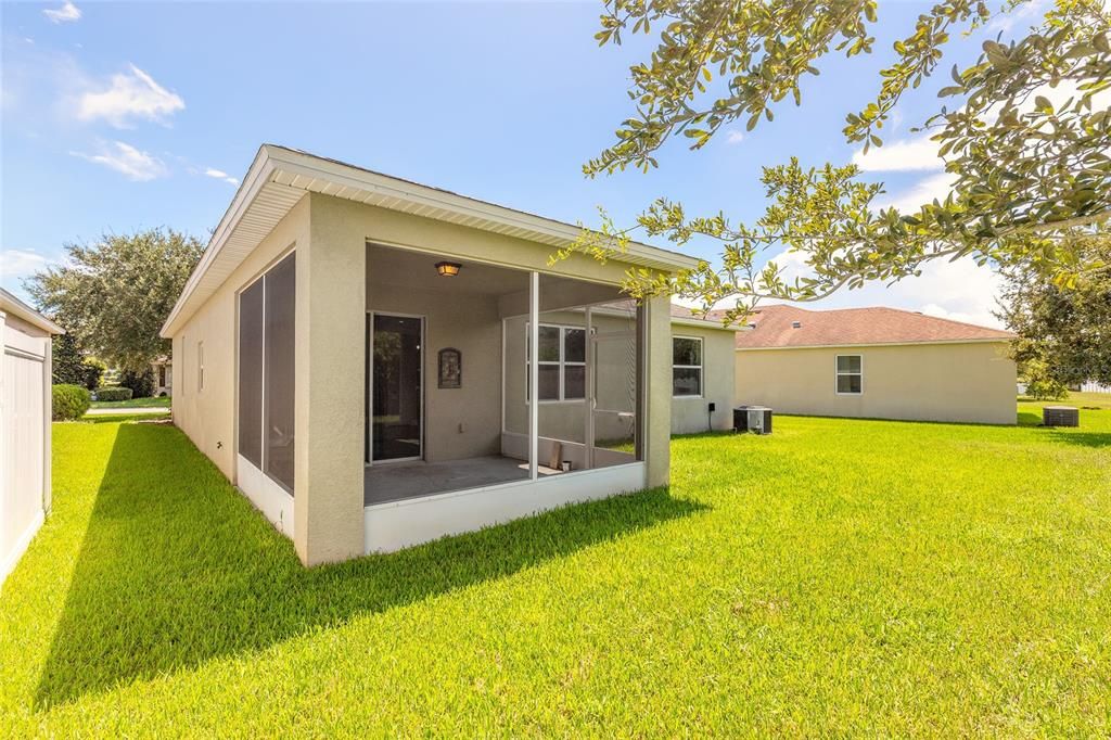 合同活跃: $319,900 (3 贝兹, 2 浴室, 1505 平方英尺)