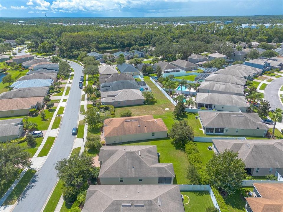 合同活跃: $319,900 (3 贝兹, 2 浴室, 1505 平方英尺)