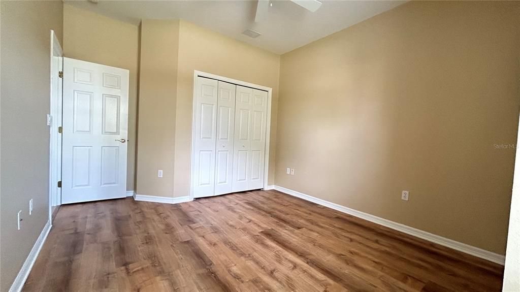 Под контрактом: $1,920 (3 спален, 2 ванн, 1906 Квадратных фут)