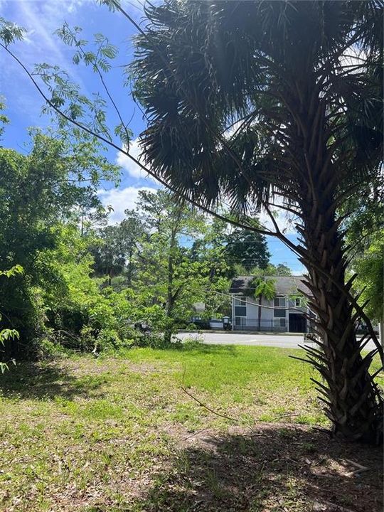 待售: $119,900 (0.21 acres)