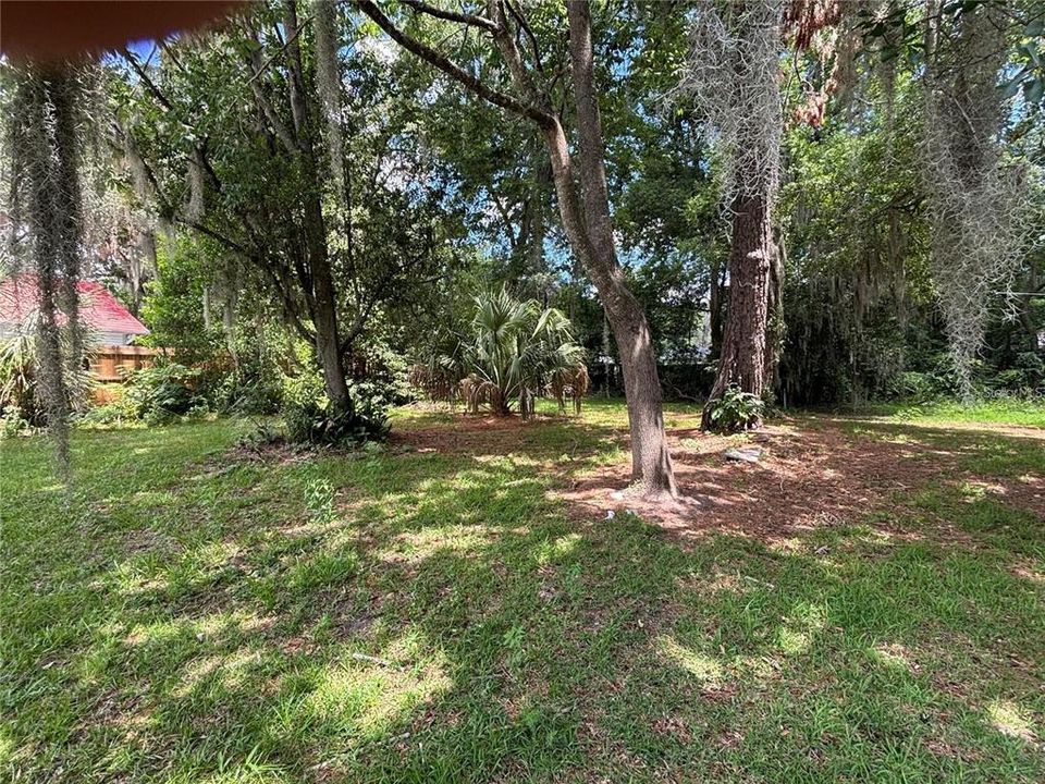 待售: $119,900 (0.21 acres)