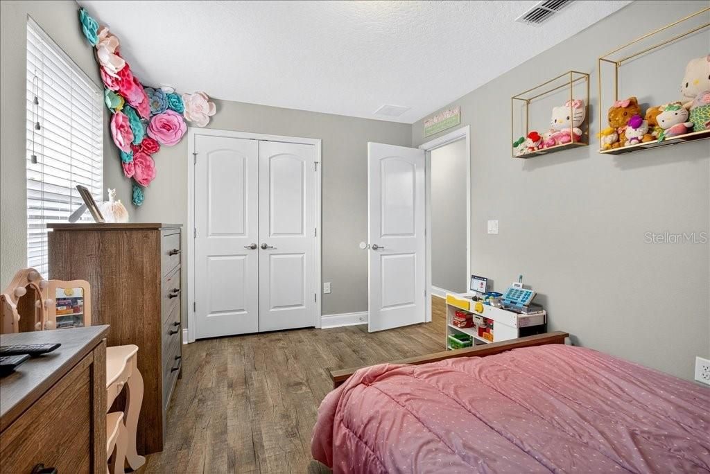 Active With Contract: $390,000 (4 beds, 2 baths, 2301 Square Feet)