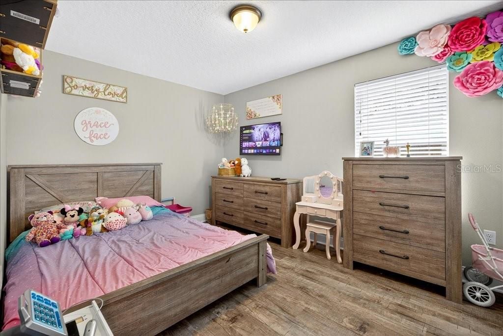 Active With Contract: $390,000 (4 beds, 2 baths, 2301 Square Feet)