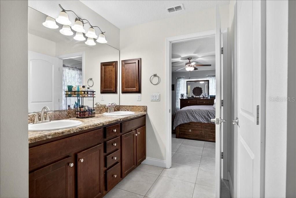 Active With Contract: $390,000 (4 beds, 2 baths, 2301 Square Feet)